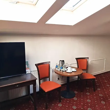 Royal Modlin 호텔 4*
