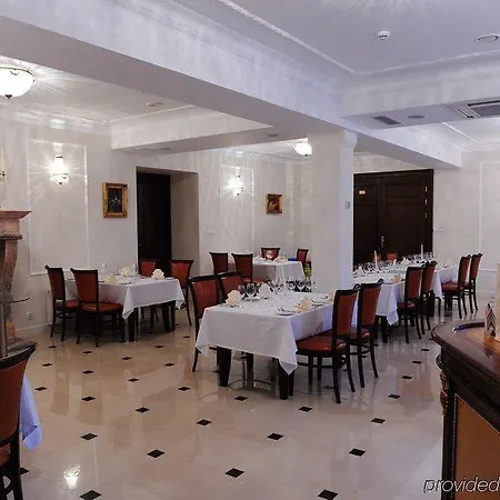 Royal Modlin 4*