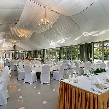 Hotel Royal Modlin 4*