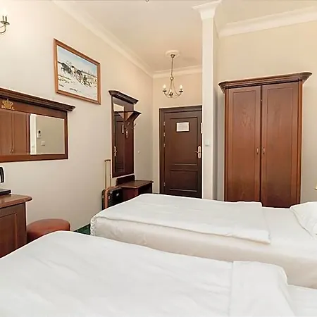 Hotel Royal Modlin 4*
