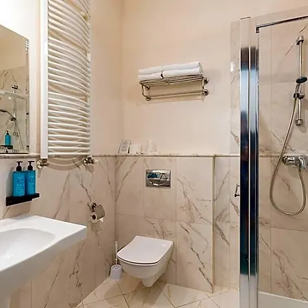 Royal Modlin Hotel