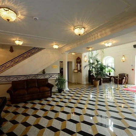 Royal Modlin Hotel 4*