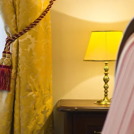 Hotell Royal Modlin 4*