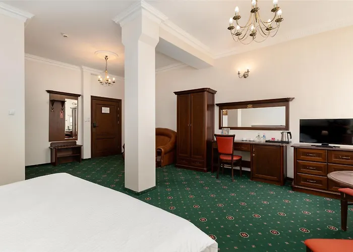 Hotel Royal Modlin 4*