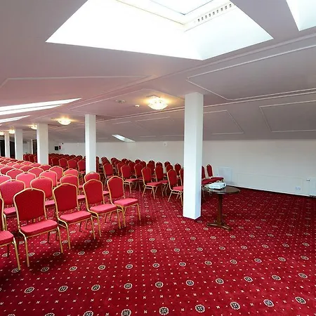 Royal Modlin Hotel